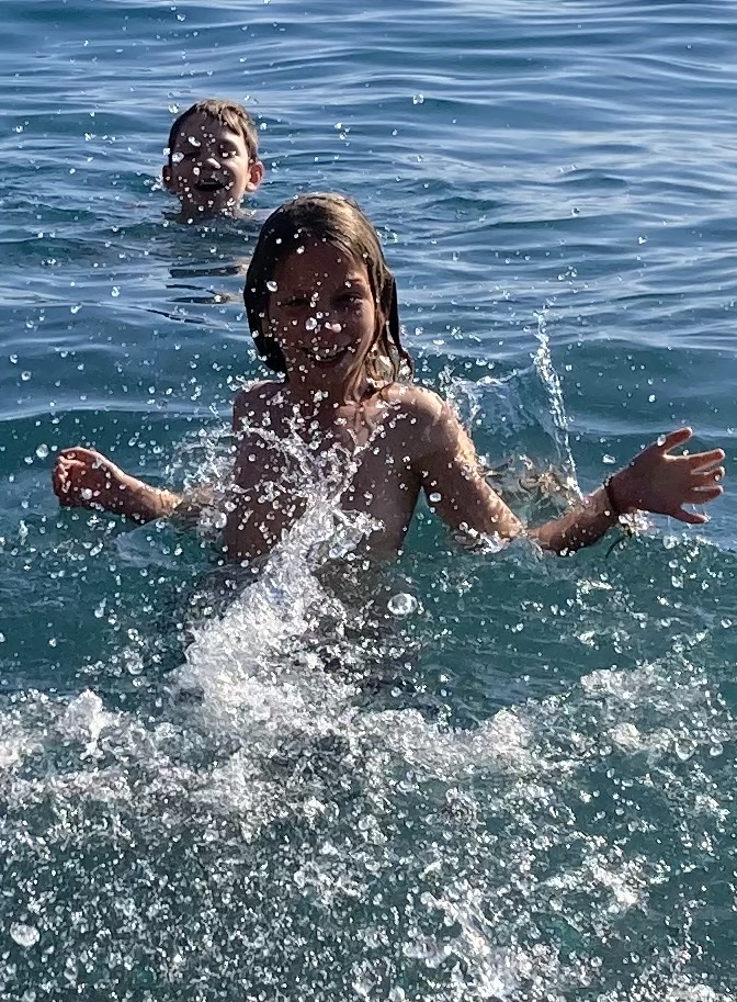 Fun in the sea at Spiaggia Fornillo Positano