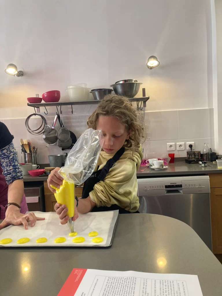 Macaron making workshop in Paris